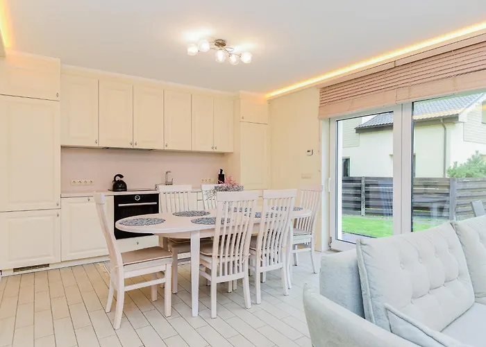 Laurus Паланга