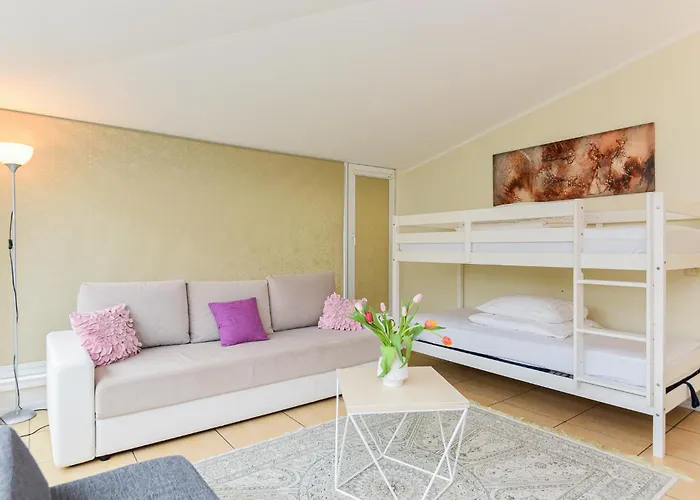 Laurus Паланга